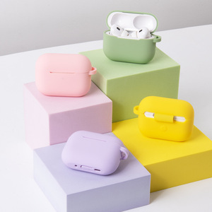 เคสหูฟังซิลิโคนแบบมีห่วงคล้อง สีพื้น รองรับการปรับแต่งโลโก้ สำหรับ Airpods <span class=keywords><strong>Pro</strong></span> 3 <span class=keywords><strong>Pro</strong></span> <span class=keywords><strong>2</strong></span> และ Airpods 4 - Product Image 3