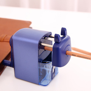 Deli Pencil Sharpener 0635 Manual Hand Crank Office Student Use Plastic Model Geometric Black - Product Image 3