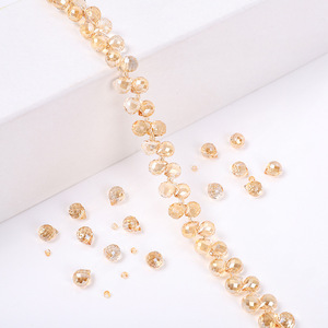 4mm 6mm 8mm String Top Hole Glass Strawberry Loose Beads pour la <span class=keywords><strong>fabrication</strong></span> de <span class=keywords><strong>bijoux</strong></span> Fancy Shape Diy Bracelet - Product Image 2
