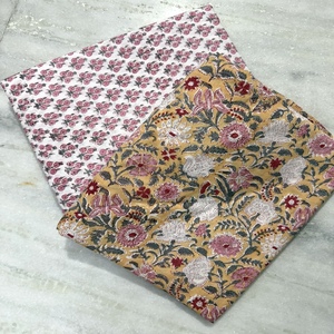 Tela de Algodón Estampada en Bloque de Primera Calidad, Ecológica y Ligera para Confección de Vestidos, Diseño Floral Hecho a Mano en India - Product Image 4