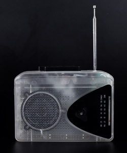 Reproductor de Casetes Portátil Retro Transparente, Radio AM/FM USB, Reproductor de MP3 Nostalgia, Reproductor de Cintas con Sonido Estéreo HIFI, Auriculares - Product Image 2