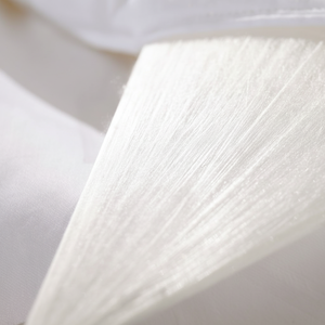 Venta caliente 100% Pupa de gusano de seda orgánica Durable y transpirable Comida de hotel Edredones de seda congelada de Vietnam - Product Image 1