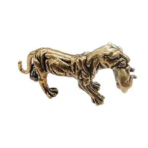 金属工艺品狗摆件书桌摆件复古动物铜雕塑
