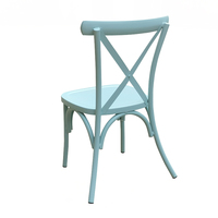 Chaise de salle à manger empilable vintage en aluminium à dossier croisé, mobilier d'hôtel, chaises de restaurant, chaises élégantes en gros