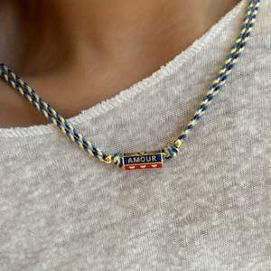 Chaînes en acier inoxydable dorées à la mode pour femmes, pendentif amour, style unisexe, bijoux plaqués or - Product Image 3