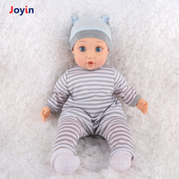 Poupée pelucheuse de 18 pouces en coton doux et de qualité supérieure en tissu pour nouveau-né Jouet de poupée à rayures grises et blanches Cadeau pour bébé fille