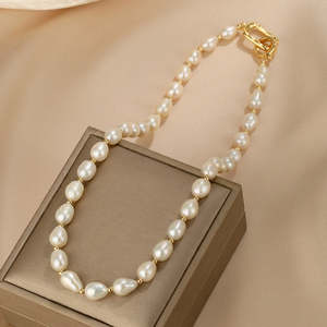 Collier de perles baroques naturelles de luxe léger pour femmes WENCHI 450g Design simple empilé irrégulier - Product Image 5
