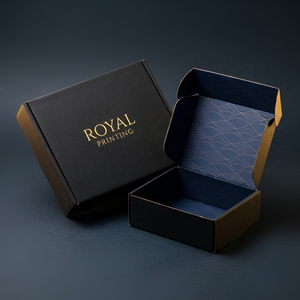 Caja de Envío Corrugada Negra Mate Personalizada con Forro de Esponja Dorado, Cierre Automático, Impresión Personalizada para Comercio Electrónico, Embalaje OEM - Product Image 1