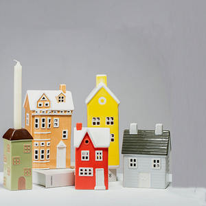 Artículo caliente Cerámica Diseño de moda Casas de Navidad Pueblo con LED Decoración del hogar Decoración de Navidad - Product Image 1