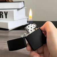 Briquet à kérosène coupe-vent personnalisé avec logo gravé au laser, en métal, multicolore, pour cigarettes