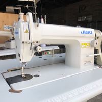 Machine à coudre industrielle à point droit Juki-DDL-8100e d'occasion, 80% neuve, 220V 250W 2700 Sti/min