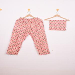 Conjunto de Pijama Floral Estampado a Mano de Alta Calidad - Ropa de Dormir de Algodón, Ropa de Dormir y de Estar por Casa de Verano Estilo Bohemio para Mujer, Regalo - Product Image 5