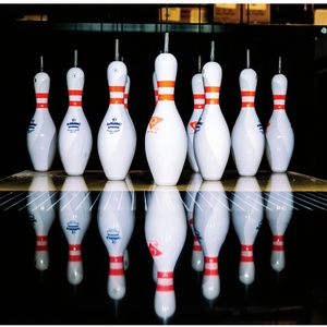 Épingle <span class=keywords><strong>de</strong></span> bowling en bois blanc certifiée USBC <span class=keywords><strong>de</strong></span> haute qualité, phosphorescente dans le noir, pour le nouveau bowling aux normes internationales, vente en gros directe - Product Image 2