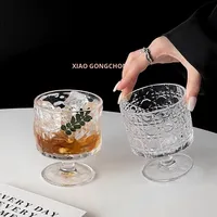 Tasse à thé glacé Americano de style Instagram, design moderne et simple, écologique, en verre à haute tige, design de niche en relief