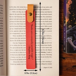 Marcapáginas de Cuero Genuino con Grabado Láser Personalizado, Marcapáginas con Logotipo Personalizado y Soporte para Bolígrafo - Product Image 5