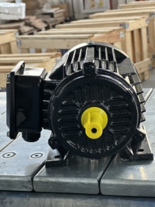 Motor de inducción trifásico asíncrono de 2.2kW (3HP) y 3000rpm para compresores y amoladoras, modelo YE2-90L-2 - Product Image 5