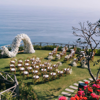 Chaises de mariage modernes et durables en bois pour événements, hôtels, banquets, cafés, restaurants, empilables