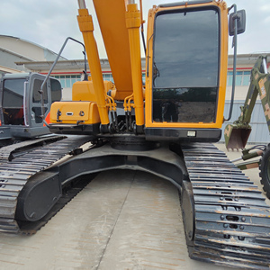 Excavatrice d'occasion à bon prix, Hyundai 220lc-9s en stock à vendre - Product Image 3
