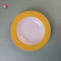Vente en gros de 16 pièces de tasses en céramique de couleur unie personnalisées vaisselle Horeca en porcelaine pour 4 personnes stock du fabricant pour tasses à café