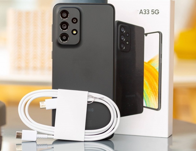Almost New A336 Smartphone Two Sim with Octa Core CPU 128GB ROM LTE Cellular Wholesale 5G Mobile Phone
