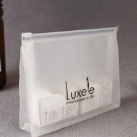 Emballage de vêtements en PVC transparent pochette de sac à fermeture éclair en plastique maquillage cosmétique sacs à glissière à fermeture éclair logo personnalisé avec fermeture éclair