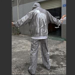 Vestes coupe-vent réfléchissantes qui brillent dans le noir, activées par la chaleur, à changement de couleur, réactives à la température de l'eau et ensembles de pantalons - Product Image 2