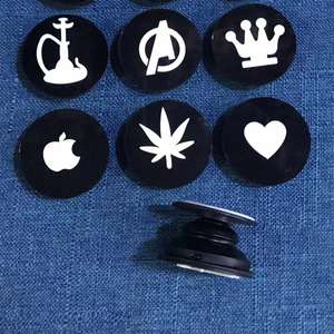 Bibelots acryliques <span class=keywords><strong>tik</strong></span> <span class=keywords><strong>tok</strong></span> <span class=keywords><strong>youtube</strong></span> poignée de téléphone portable chaude - Product Image 1