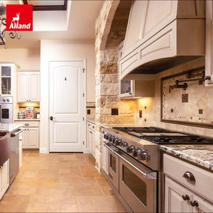 Ensemble d'armoires de cuisine Alland Building Materials, style classique du vieux monde, blanc, avec plans de travail en granit. - Product Image 2