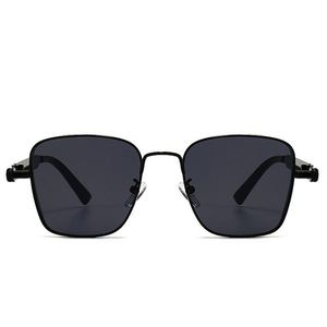 Vente en gros de lunettes de soleil vintage pour hommes et femmes 2025, style punk en métal, UV400, lunettes de soleil carrées steampunk - Product Image 3
