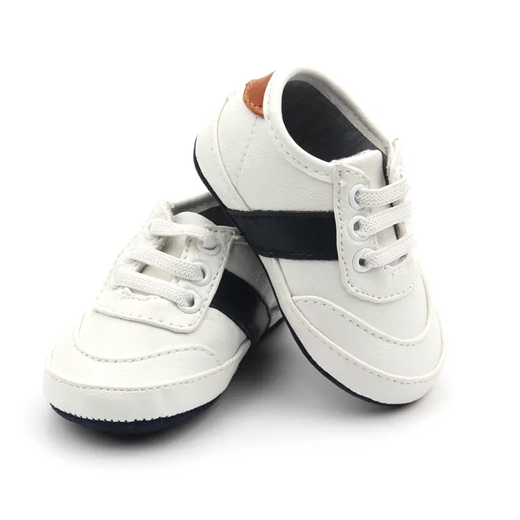 Scarpe sportive Casual per neonati di nuovo Design scarpe da ginnastica da passeggio in pelle per neonati per bambine