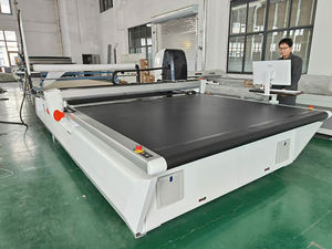 Mới đến <span class=keywords><strong>v</strong></span>ật liệu composite Thiết bị cắt <span class=keywords><strong>CNC</strong></span> sợi carbon cắt dòng Máy cắt <span class=keywords><strong>v</strong></span>ải tự động <span class=keywords><strong>v</strong></span>ới giá tốt - Product Image 3