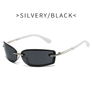 <span class=keywords><strong>Occhiali</strong></span> <span class=keywords><strong>da</strong></span> <span class=keywords><strong>Sole</strong></span> Steampunk in Metallo alla Moda, Stile Retrò Y2K <span class=keywords><strong>con</strong></span> Lenti Argento-Verde Vintage - Product Image 1