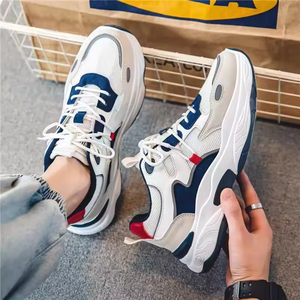 Chaussures de sport décontractées tendance pour hommes 2025, style skateboard, semelle épaisse, maille respirante, légères, camouflage, chaussures de course, hauteur - Product Image 3