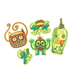 Pegatinas de dibujos animados que brillan en la oscuridad, diseño personalizado de Halloween para niños, equipaje, tazas, libros, decoraciones - Product Image 3