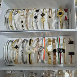 Assortiment de bracelets en acier inoxydable et <span class=keywords><strong>titane</strong></span> à prix réduit, designs variés et aléatoires, bijoux sans rouille - Product Image 3