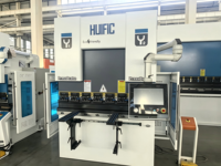 Presse plieuse hydraulique entièrement électrique CNC automatique PBA-40T/1600 |   Machine à plier les tôles en acier inoxydable et en aluminium de 110 tonnes et 1600 mm