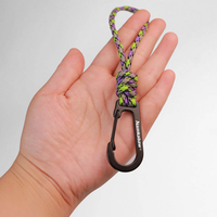 Lanière porte-clés portable tressée à la main à sept brins, anti-perte, avec crochet de fixation rapide multifonctionnel pour camping et randonnée