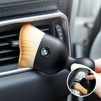 Outil de nettoyage intérieur de voiture Sortie de climatisation et brossage Dépoussiérage plastique souple de voiture