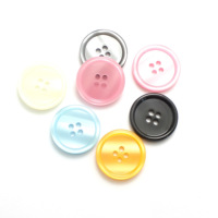 Boutons en résine imprimés scintillants à 4 trous avec logo personnalisé en gros Champignon populaire étoile en forme de cœur en forme de diamant pour vêtements, chemises et jeans