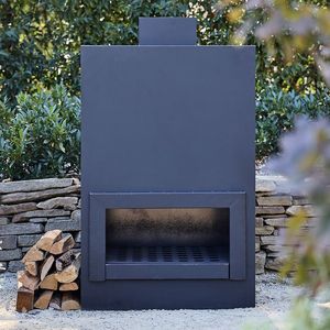 Elegante Chimenea Exterior de Malla Metálica para Reuniones Sociales Nocturnas - Product Image 1