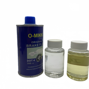 Liquido <span class=keywords><strong>Freni</strong></span> Professionale <span class=keywords><strong>DOT</strong></span> <span class=keywords><strong>4</strong></span> 250ml per Sistemi Frenanti e Frizione Automobilistici - Product Image 6