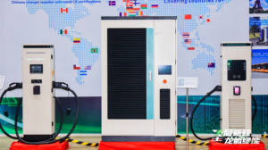 Cargadores rápidos <span class=keywords><strong>de</strong></span> CC <span class=keywords><strong>de</strong></span> 320-600 kW con certificación CE, nueva condición con estándar <span class=keywords><strong>de</strong></span> interfaz CCS2 para áreas <span class=keywords><strong>de</strong></span> <span class=keywords><strong>servicio</strong></span> <span class=keywords><strong>de</strong></span> carreteras y centros comerciales - Product Image 3