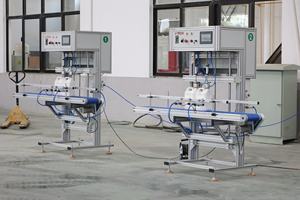 Full Automatic 0.5-5L Lubrificante Oil <span class=keywords><strong>Jerrycan</strong></span> Água Barril Garrafas De Plástico vazamento Testing Machine - Product Image 5