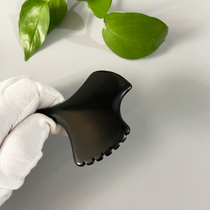 Masseur <span class=keywords><strong>traditionnel</strong></span> <span class=keywords><strong>chinois</strong></span> de cuillère de Gua Sha de jade noir pour l'outil facial de cou et d'oeil pour l'application de visage - Product Image 4