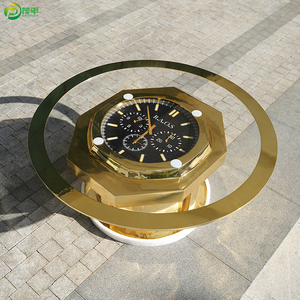 ساعة نحتية ذهبية حديثة بطول 1.4 متر مصنوعة حسب الطلب في المصنع مع تلميع سطحي للديكور المنزلي من الفولاذ المقاوم للصدأ مطلية بالذهب - Product Image 3