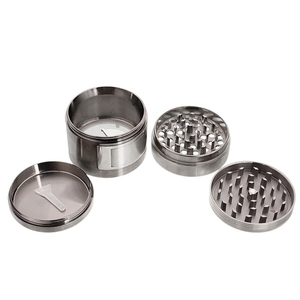 4 Lyaers 63mm Venta al por mayor Nueva llegada Flat Metal Side Opening Smoking Grinder Zinc Metal Logotipo personalizado Grinder <span class=keywords><strong>Tabaco</strong></span> - Product Image 2