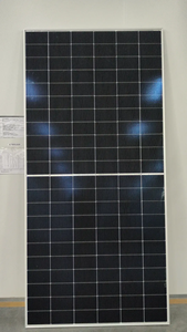 Paneles Solares Bifaciales N TSM-DE21 para Stock en la UE, 20 Unidades Tipo N de 675W-700W, 21.6% de Eficiencia, Garantía de 30 Años, 210mm, en Venta - Product Image 3