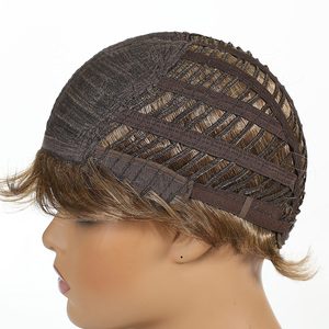 <span class=keywords><strong>Parrucca</strong></span> Sintetica Corta Pixie Bob Marrone con Frangia, Naturale e Stratificata, Adatta sia per Uomini che per Donne - Product Image 5