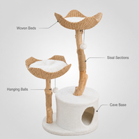 Arbre à chat minimaliste en bois massif avec panier en rotin, poteau à gratter en corde, emballé en carton, tour d'activités intérieure pour chats - Vente en gros