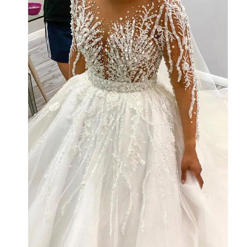 Женское свадебное платье с длинным рукавом, роскошное изящное платье с длинным тюлевым шлейфом, расшитое крупными бусинами, платье невесты 2022